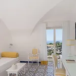 Sina Flora Отель 4*