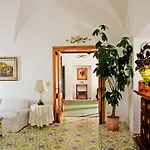 Sina Flora 4*