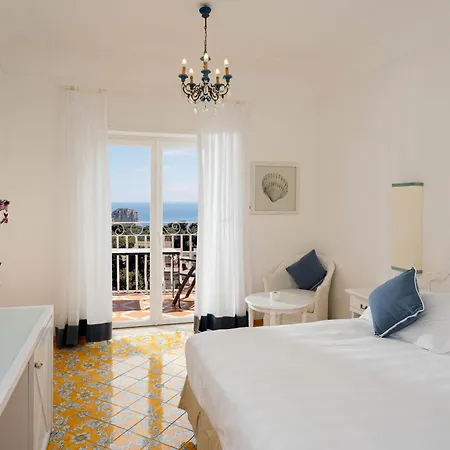 Sina Flora 4* Capri