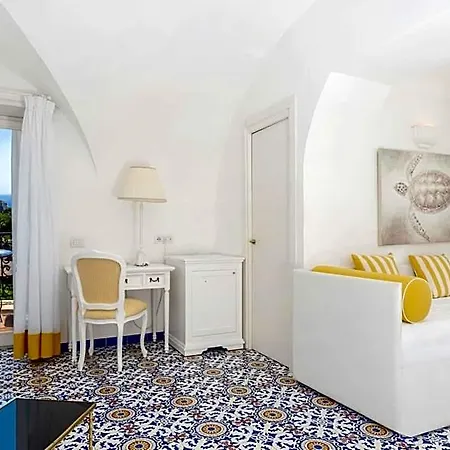 Sina Flora 4* Capri