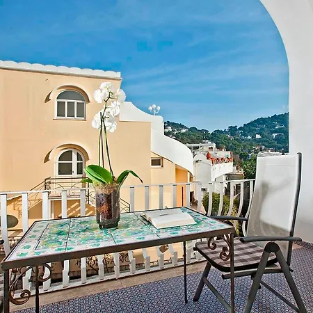 Hotel Sina Flora