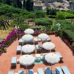 Hotel Sina Flora 4*
